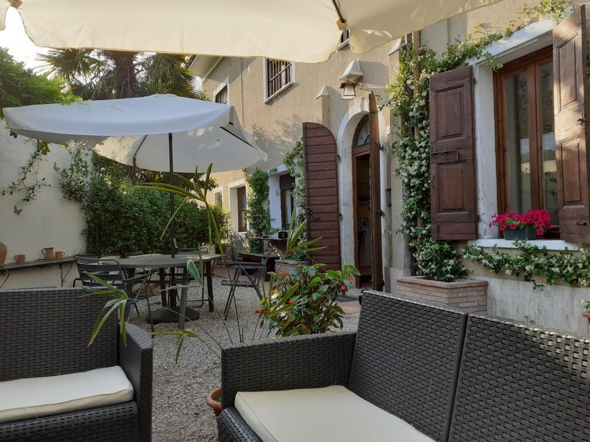 Residenza La Dimora Imperfetta Hotel Salionze Exterior foto